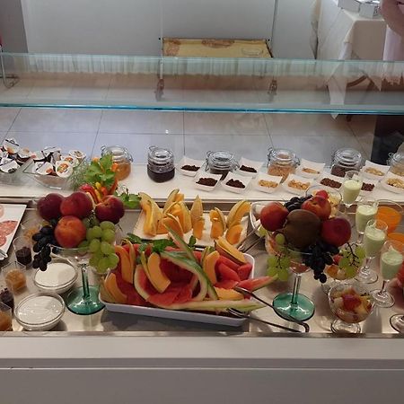 Hotel Record Ριτσόνε Εξωτερικό φωτογραφία
