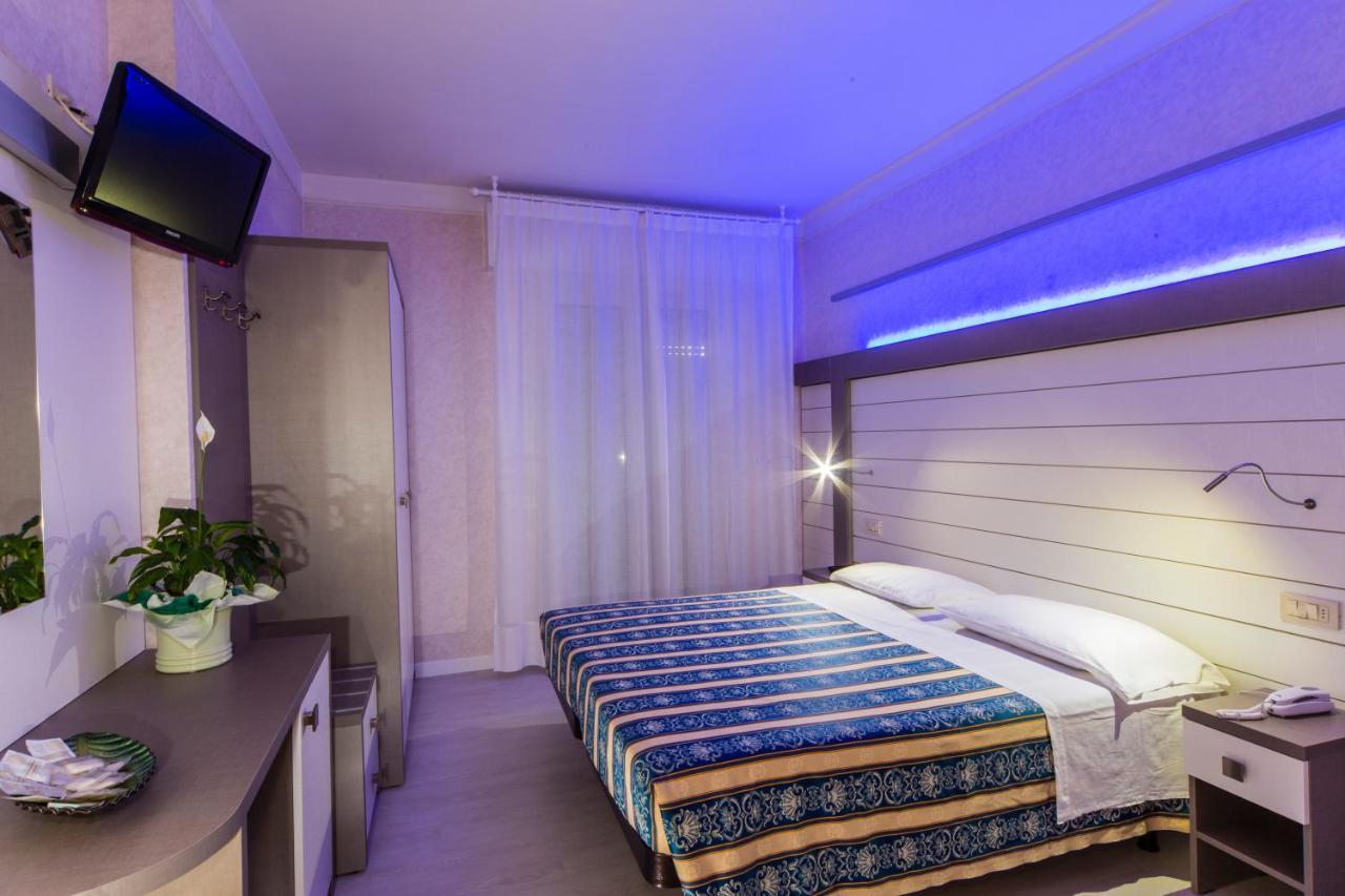 Hotel Record Ριτσόνε Εξωτερικό φωτογραφία
