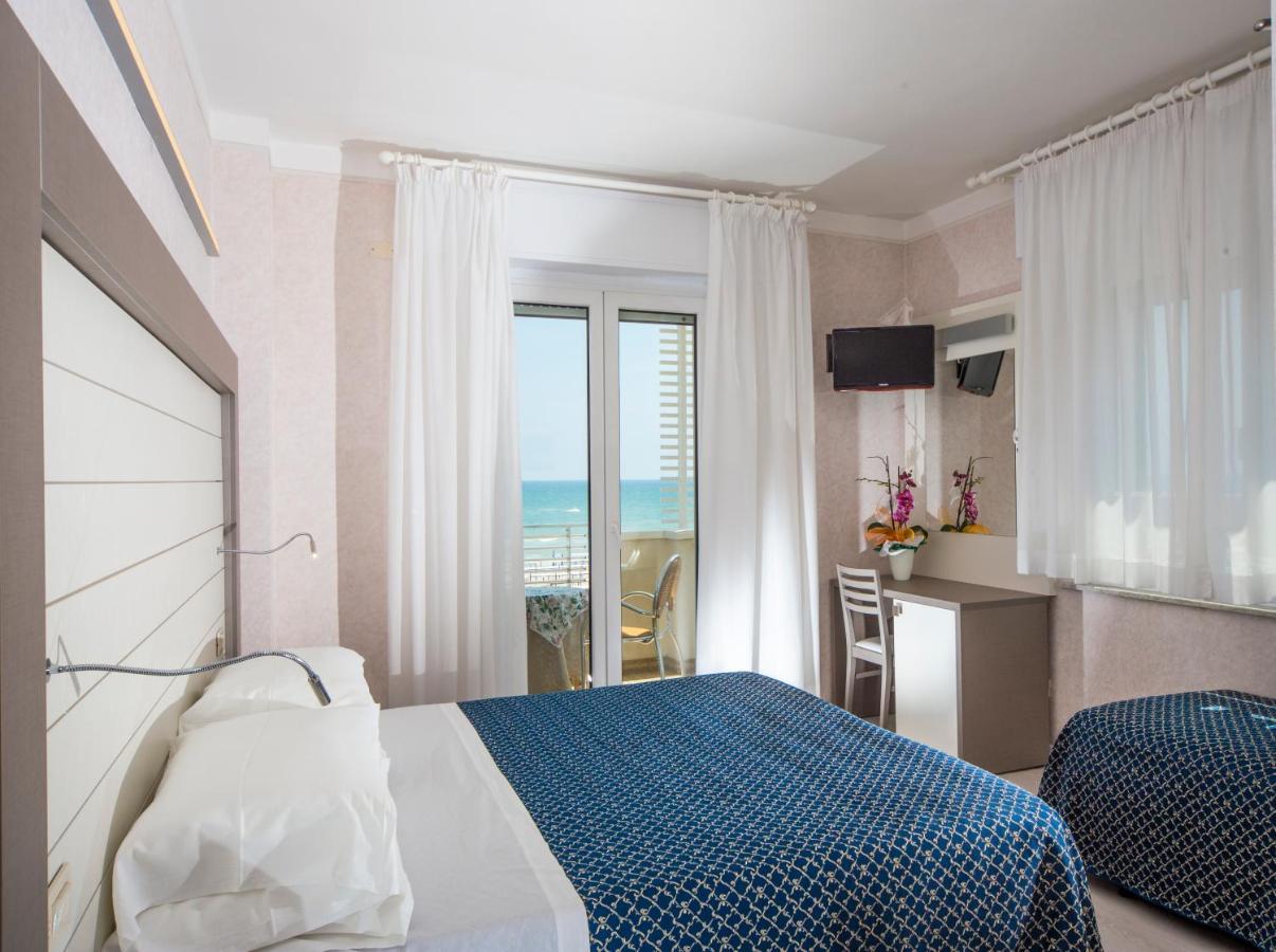 Hotel Record Ριτσόνε Εξωτερικό φωτογραφία